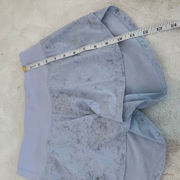 Lululemon Speed Up Mid-Rise Lined Short 4"
Gravel Dust Pastel Blue Multi 2 - Picture 8 of 8